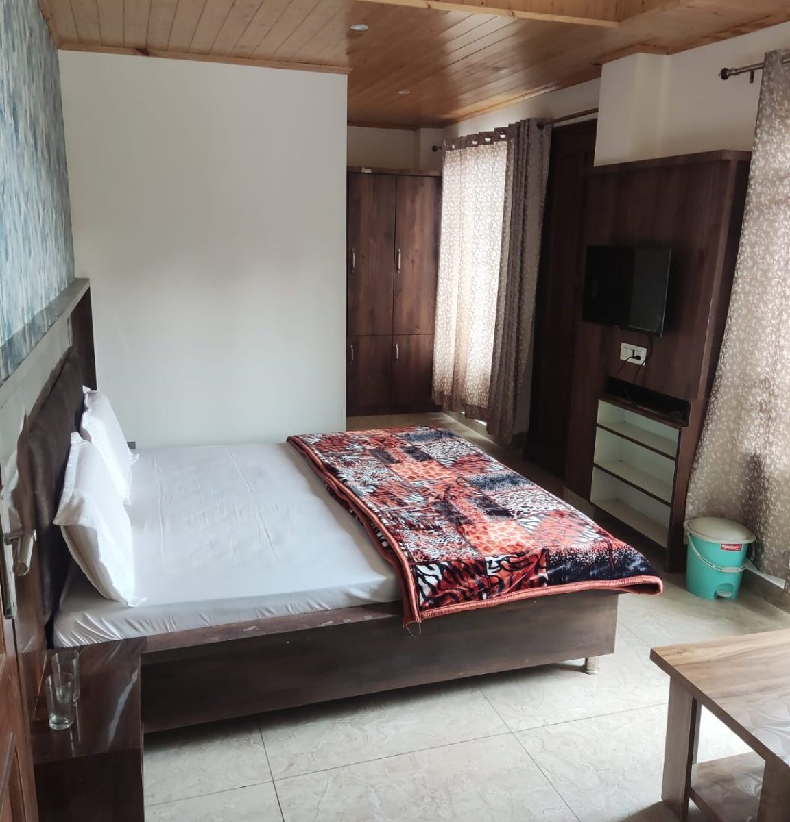 room1